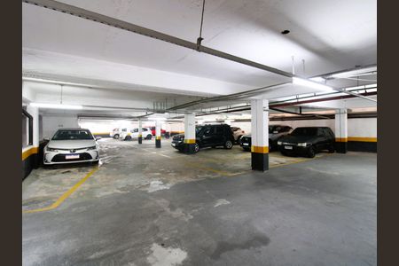 Apartamento à venda com 42m², 1 quarto e 1 vagaÁrea comum - Estacionamento