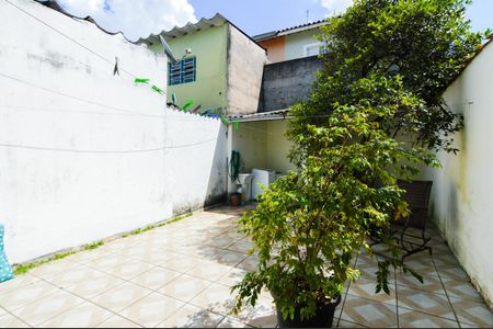 Casa à venda com 125m², 1 quarto e 1 vagaQuintal
