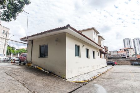 Apartamento para alugar com 48m², 2 quartos e 1 vaga Apartamento para alugar com 48m², 2 quartos e 1 vagaÁrea comum - Salão de festas