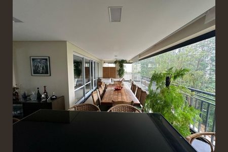 Apartamento à venda com 190m², 4 quartos e 3 vagas
