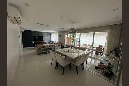 Apartamento à venda com 190m², 4 quartos e 3 vagas