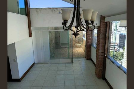 Apartamento à venda com 120m², 3 quartos e 2 vagas