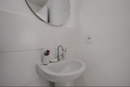 Apartamento para alugar com 49m², 2 quartos e 1 vaga Apartamento para alugar com 49m², 2 quartos e 1 vagaBanheiro