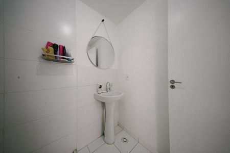 Apartamento para alugar com 49m², 2 quartos e 1 vaga Apartamento para alugar com 49m², 2 quartos e 1 vagaBanheiro