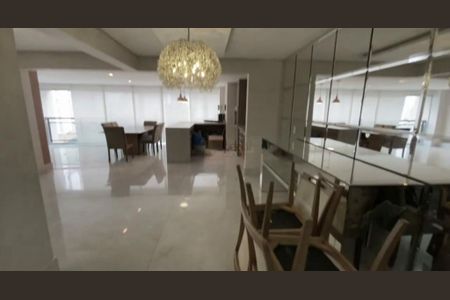 Apartamento à venda com 202m², 3 quartos e 4 vagas