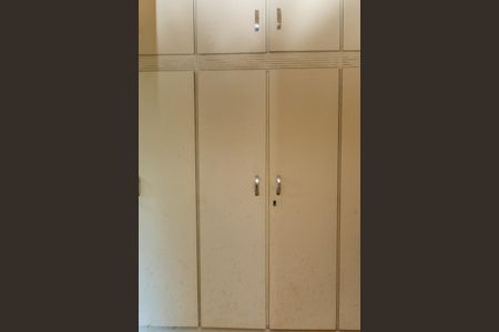 Casa para alugar com 6000m², 3 quartos e 5 vagas Casa para alugar com 6000m², 3 quartos e 5 vagasCloset Suite 3