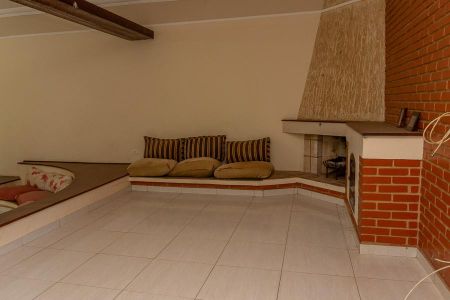 Casa para alugar com 6000m², 3 quartos e 5 vagas Casa para alugar com 6000m², 3 quartos e 5 vagasSala