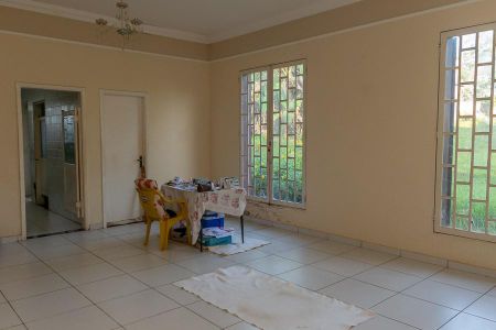 Casa para alugar com 6000m², 3 quartos e 5 vagas Casa para alugar com 6000m², 3 quartos e 5 vagasSala de jantar