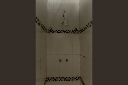 Casa para alugar com 6000m², 3 quartos e 5 vagas Casa para alugar com 6000m², 3 quartos e 5 vagasBanheiro Suíte 1