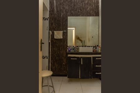 Casa para alugar com 6000m², 3 quartos e 5 vagas Casa para alugar com 6000m², 3 quartos e 5 vagasBanheiro Suíte 1