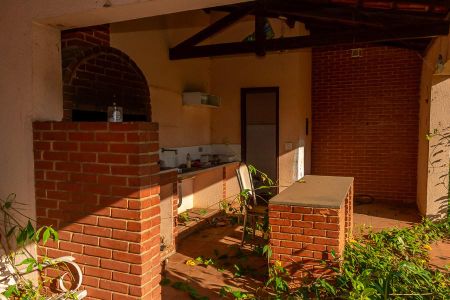 Casa para alugar com 6000m², 3 quartos e 5 vagas Casa para alugar com 6000m², 3 quartos e 5 vagasQuiosque com churrasqueira