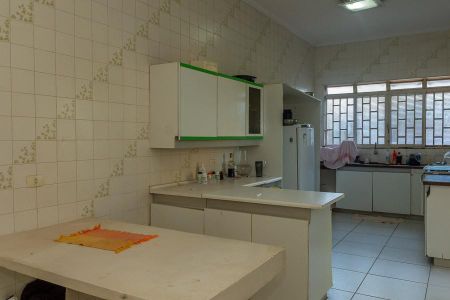 Casa para alugar com 6000m², 3 quartos e 5 vagas Casa para alugar com 6000m², 3 quartos e 5 vagasCozinha