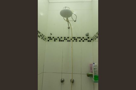 Casa para alugar com 6000m², 3 quartos e 5 vagas Casa para alugar com 6000m², 3 quartos e 5 vagasBanheiro Suíte 2