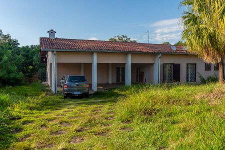 Casa para alugar com 6000m², 3 quartos e 5 vagas Casa para alugar com 6000m², 3 quartos e 5 vagasFachada da casda