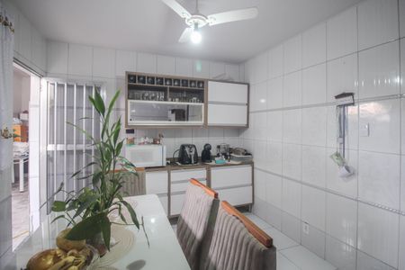 Casa para alugar com 190m², 3 quartos e sem vaga Casa para alugar com 190m², 3 quartos e sem vagaCozinha