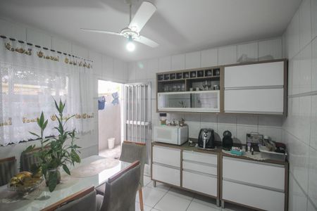 Casa para alugar com 190m², 3 quartos e sem vaga Casa para alugar com 190m², 3 quartos e sem vagaCozinha