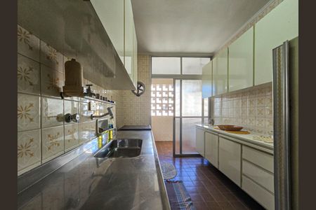 Apartamento para alugar com 68m², 2 quartos e 1 vaga Apartamento para alugar com 68m², 2 quartos e 1 vagaCozinha