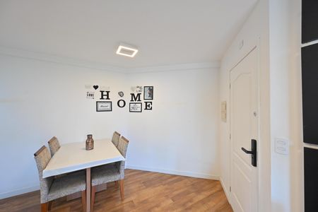 Apartamento à venda com 68m², 2 quartos e 1 vagaSala
