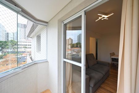 Apartamento à venda com 68m², 2 quartos e 1 vagaVaranda