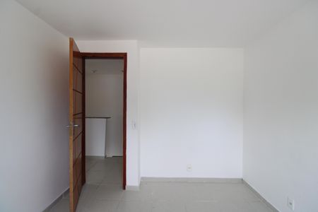 Casa de condomínio à venda com 75m², 3 quartos e 1 vagaQuarto 1