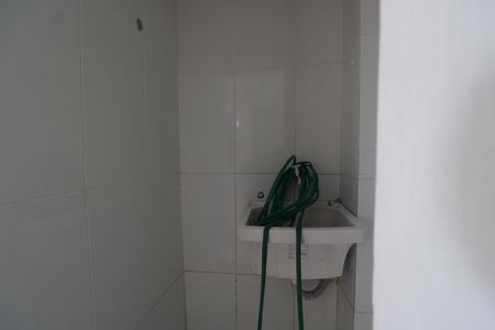 Casa de condomínio à venda com 75m², 3 quartos e 1 vagaÁrea de serviço