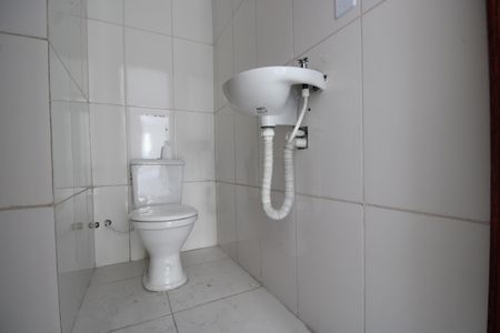 Casa de condomínio à venda com 75m², 3 quartos e 1 vagaBanheiro