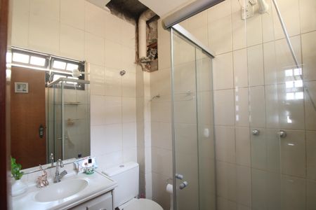 Casa de condomínio à venda com 61m², 2 quartos e 1 vagaBanheiro