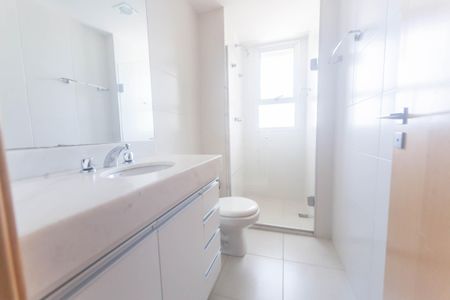 Apartamento à venda com 68m², 2 quartos e 2 vagasBanheiro Social