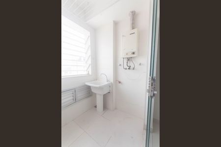 Apartamento à venda com 68m², 2 quartos e 2 vagasÁrea de Serviço