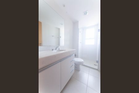 Apartamento à venda com 68m², 2 quartos e 2 vagasBanheiro Social