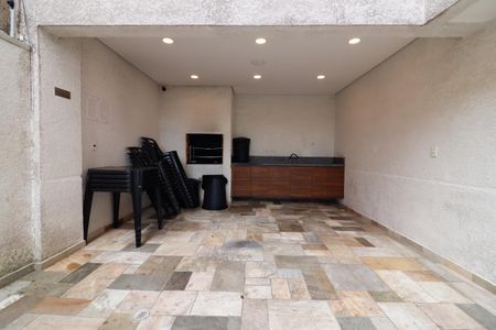 Apartamento para alugar com 38m², 2 quartos e 1 vagaÁrea comum - Churrasqueira