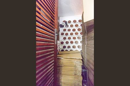 Casa de condomínio à venda com 400m², 4 quartos e 5 vagasAdega