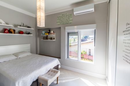 Casa de condomínio à venda com 400m², 4 quartos e 5 vagasSuíte master 2