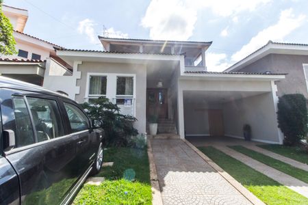 Casa de condomínio à venda com 400m², 4 quartos e 5 vagasVista da Rua
