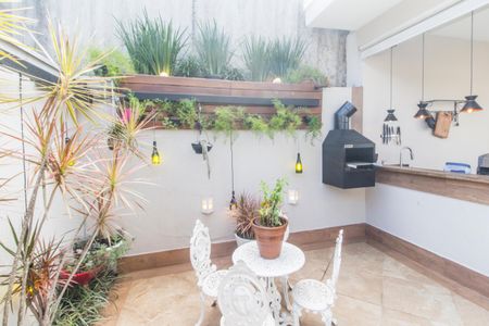 Casa de condomínio à venda com 400m², 4 quartos e 5 vagasÁrea gourmet