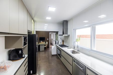 Casa de condomínio à venda com 400m², 4 quartos e 5 vagasCozinha