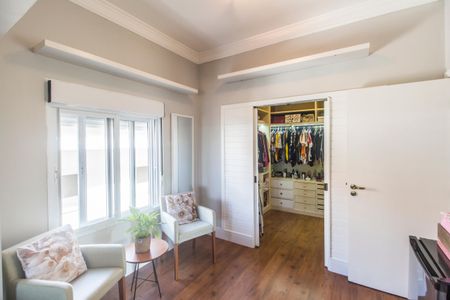 Casa de condomínio à venda com 400m², 4 quartos e 5 vagasSuíte master 3