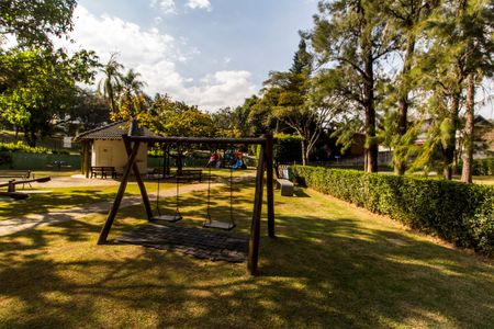Casa de condomínio à venda com 400m², 4 quartos e 5 vagasÁrea comum - Playground