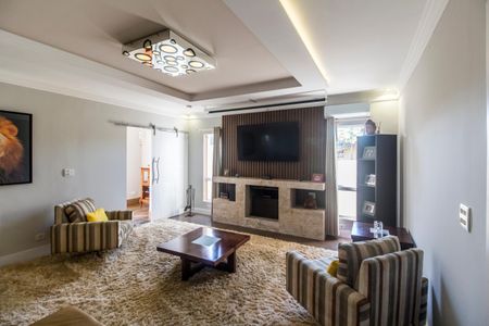 Casa de condomínio à venda com 400m², 4 quartos e 5 vagasSala