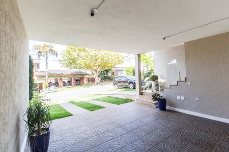 Casa de condomínio à venda com 400m², 4 quartos e 5 vagasGaragem