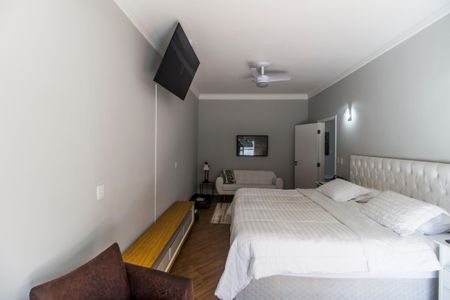 Casa de condomínio à venda com 400m², 4 quartos e 5 vagasSuíte master 1