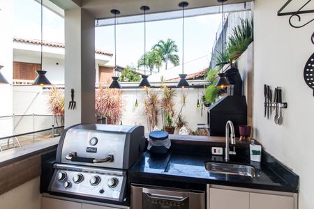 Casa de condomínio à venda com 400m², 4 quartos e 5 vagasÁrea gourmet