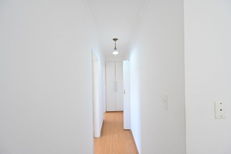 Apartamento à venda com 70m², 2 quartos e 1 vagaCorredor
