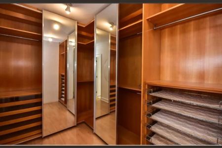 Apartamento à venda com 288m², 4 quartos e 4 vagasFoto 10