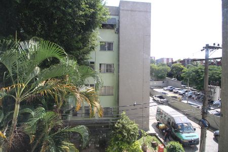 Sala - Vista de apartamento para alugar com 2 quartos, 72m² em Pechincha, Rio de Janeiro