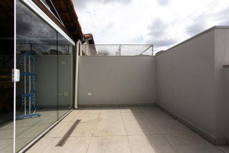 Casa de condomínio à venda com 100m², 2 quartos e 2 vagasVaranda