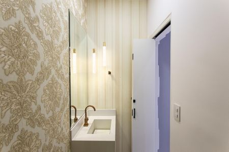 Casa de condomínio à venda com 100m², 2 quartos e 2 vagasLavabo