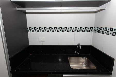 Casa de condomínio à venda com 100m², 2 quartos e 2 vagas Casa de condomínio à venda com 100m², 2 quartos e 2 vagasÁrea de Serviço