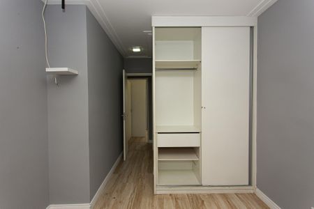 Casa de condomínio à venda com 100m², 2 quartos e 2 vagas Casa de condomínio à venda com 100m², 2 quartos e 2 vagasSuíte