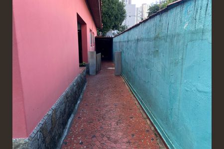 Casa para alugar com 260m², 4 quartos e 2 vagasQuintal